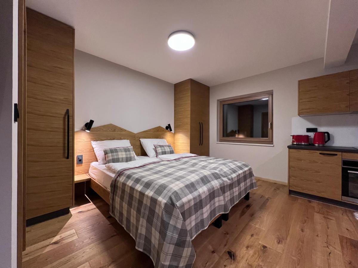 קרנייסקה גורה Apartments And Rooms Kaja מראה חיצוני תמונה