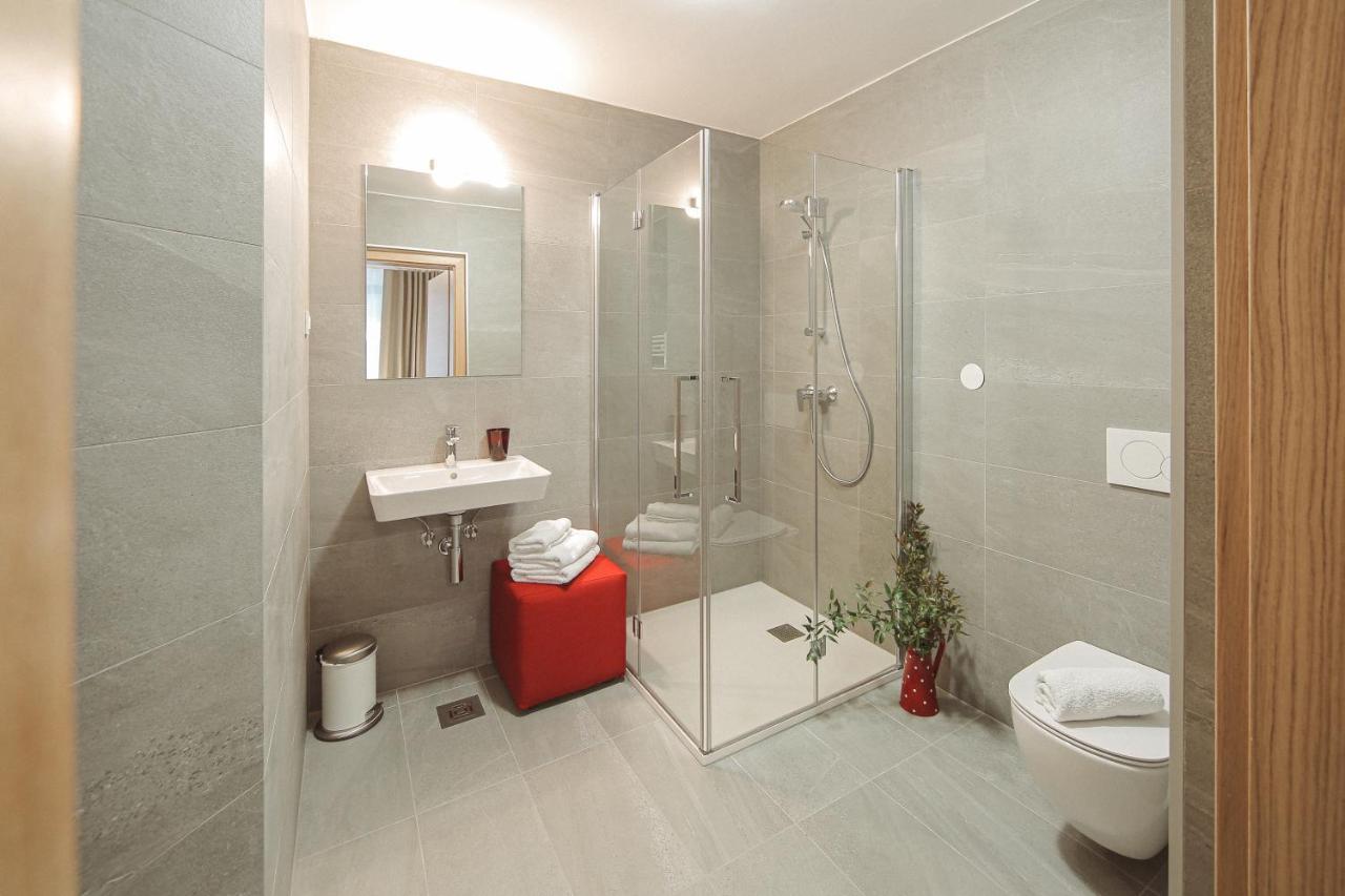 קרנייסקה גורה Apartments And Rooms Kaja מראה חיצוני תמונה